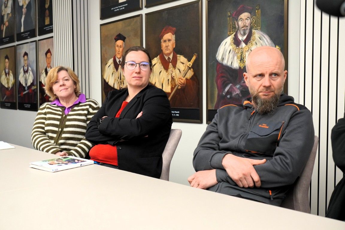 16. Uczestnicy seminarium.